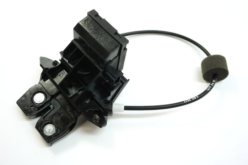 Замок багажника mercedes-benzc clk cls e c slk, 1717500085