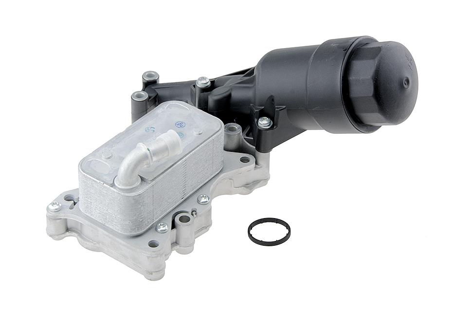 Радиатор масляный Mercedes a w204 c180/200/220/250 08-14, 68091825ab