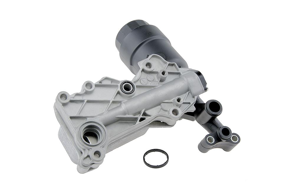 Радиатор масляный Mercedes a w204 c180/200/220/250 08-14, 68091825ab