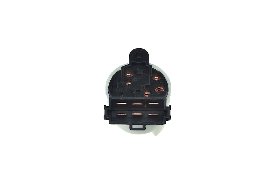Выключатель стартера Mitsubishi Lancer 1.3 95-03, MN113754