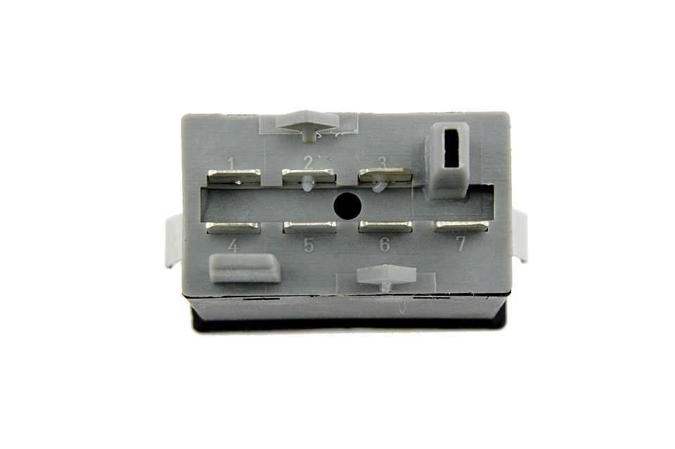 Кнопка аварийного сигнала audi a4 1994-1999, 8d0941509d
