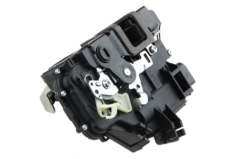 Привод центрального замка двери задний audi а6 2005, 4b0839016g