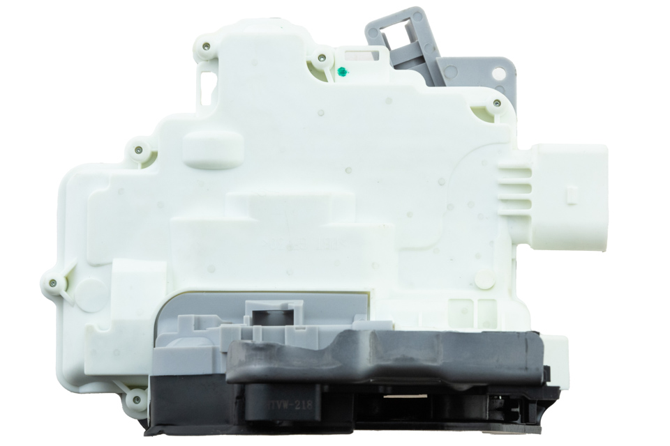 Привод центрального замка двери задний vw touareg 2010 audi a3 2014, 4g0839016a