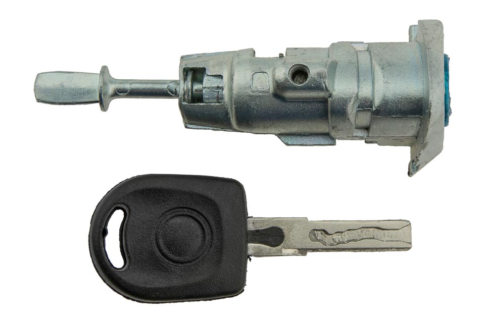 Комплект цилиндров замка передний vw passat b6 05-, 3c0837167b