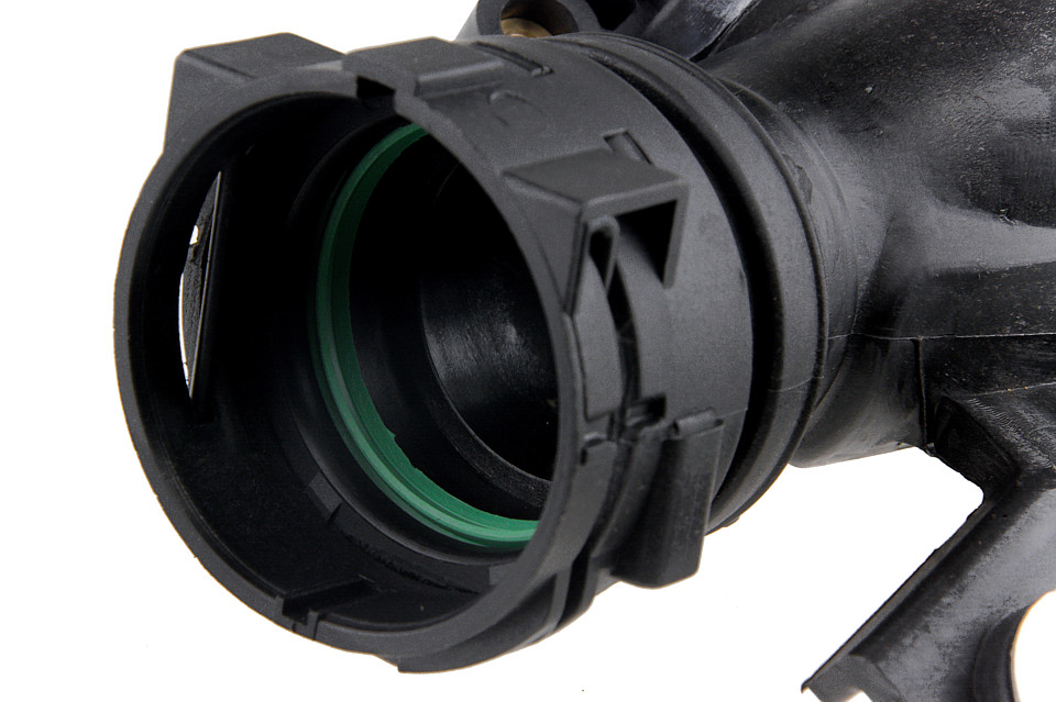Патрубок интеркуллера nissan qashqai 2007-, 14460-bb30a