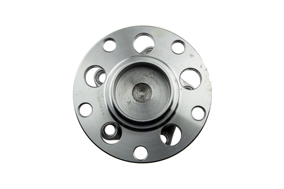 Ступица колеса задняя Audi A6 C5 94-05 VW Passat B5 96-05, 8E0501611