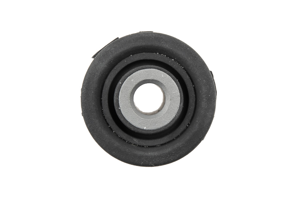 Сайлентблок рычага подвески верх gumowo-metalowa lexus is200/300 99-05, 48610-39115