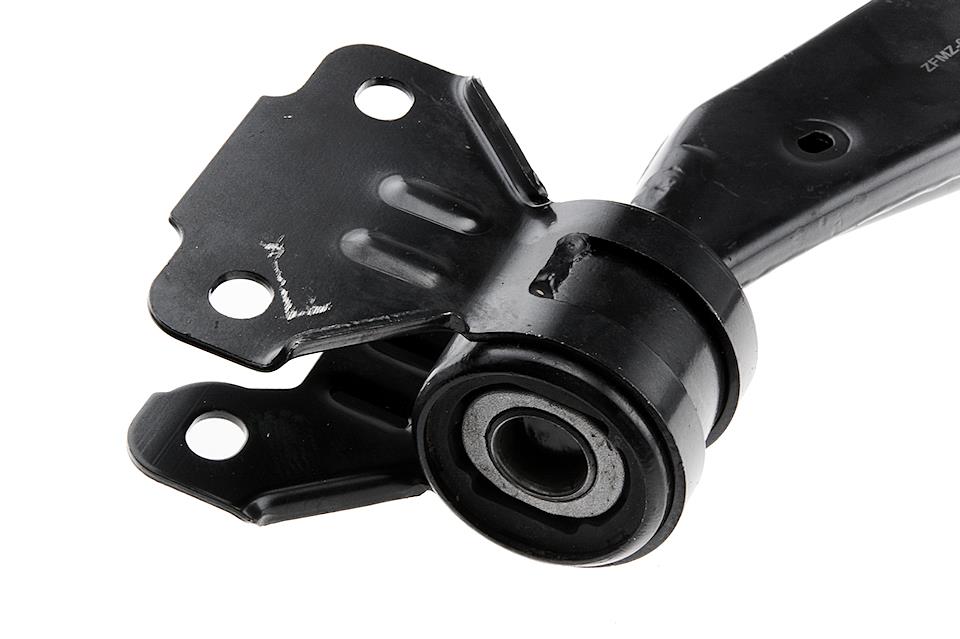 Рычаг подвески пер. Низ прав mazda 3 bl 09-, b39d-34-300