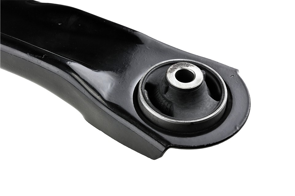 Рычаг подвески пер. Nissan qashqai 07-, 54501-jg00a