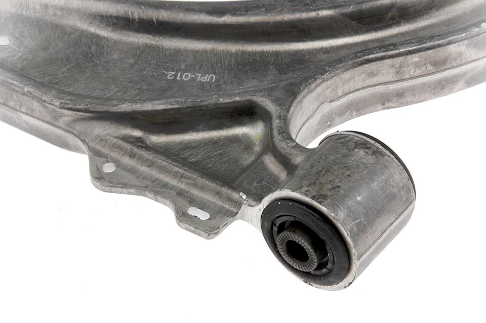 Передний рычаг opel astra j 09-/ chevrolet cruze 09-, 13272606