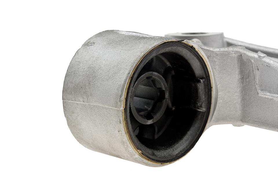 Кронштейн опоры двигателя прав vw polo 01-, 6q0199294e