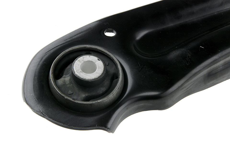 Передний рычаг прав vw jetta 10-, 5c0407152a