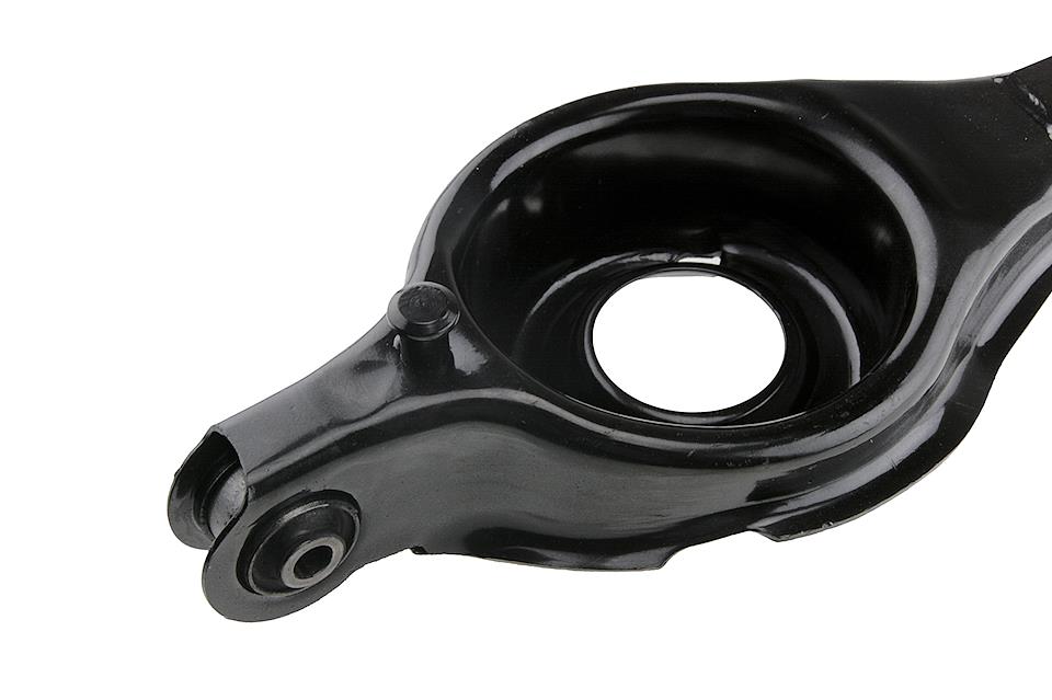 Задний низ рычаг л/п ford focus cmax cap 98-08, 1061666