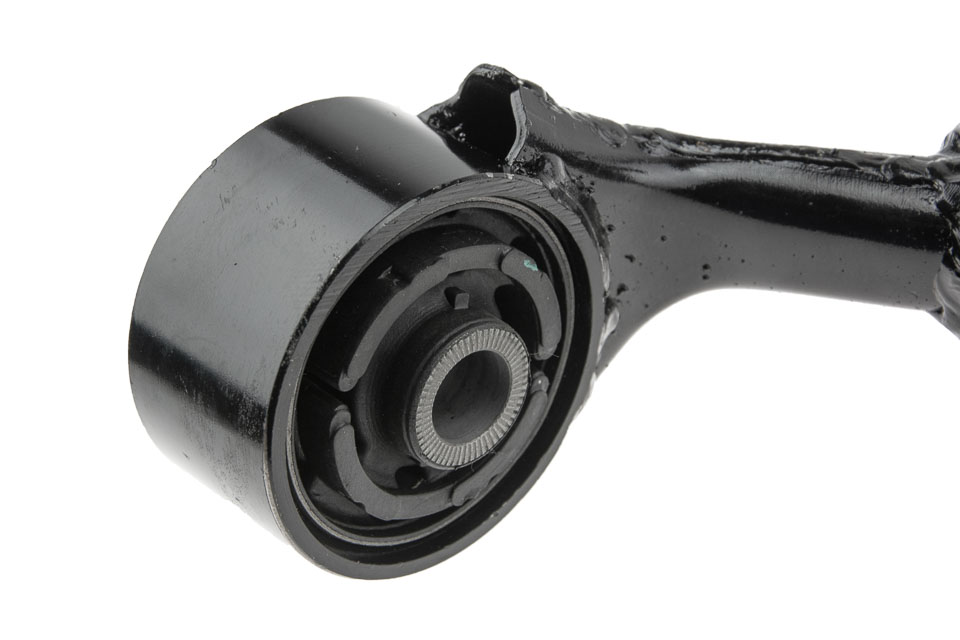 Задний прав рычаг toyota rav4 00, 4871042010