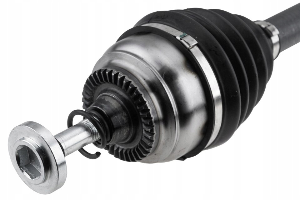Полуось перед прав bmw x3 g01 18-, 31608643184